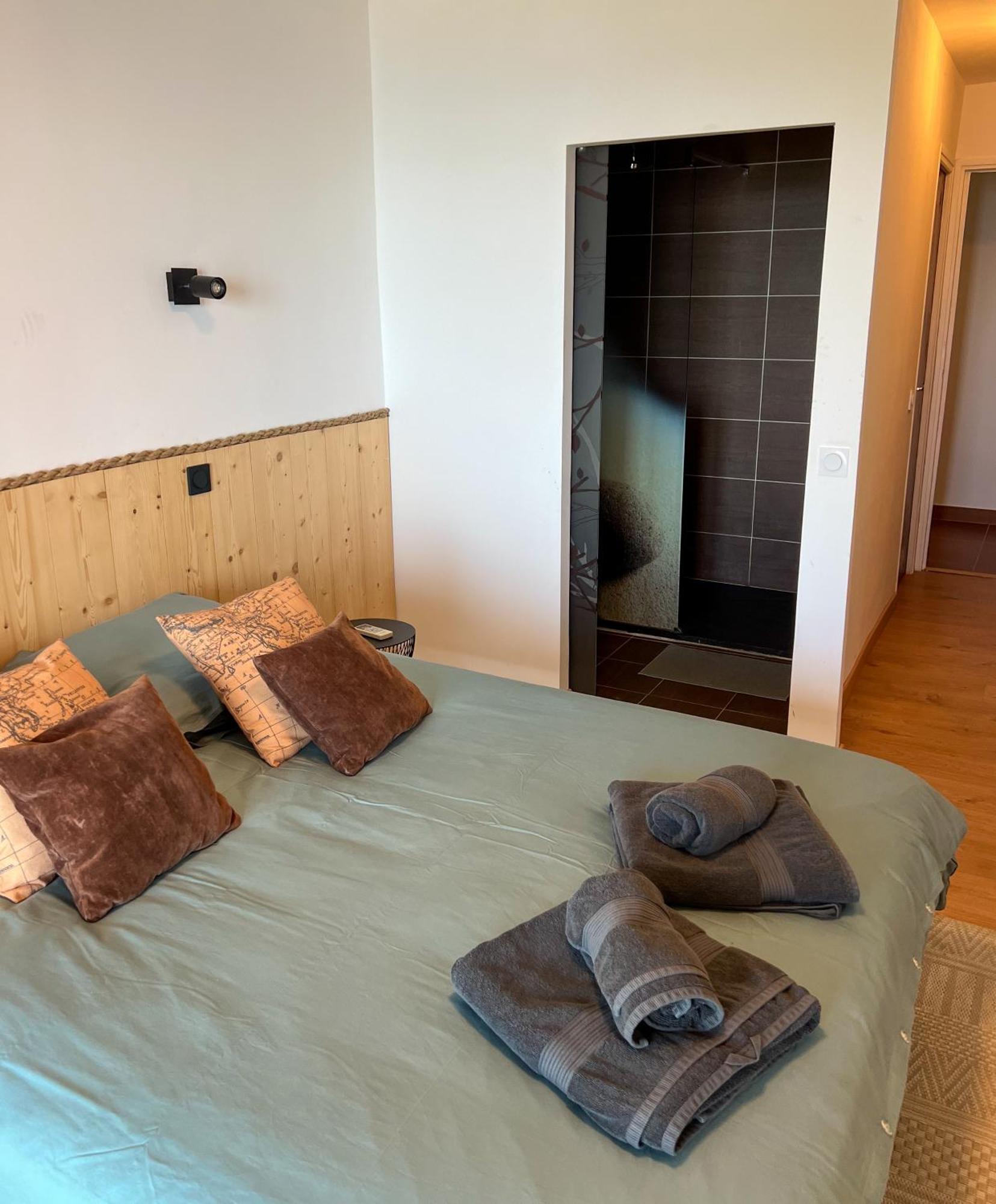 Grande Villa 750 M2 Le Mas Des Chenes Борм-ле-Мимоза Екстериор снимка